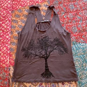 Tank with tree design